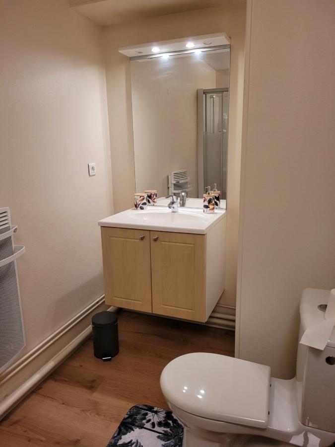 Recent Charles Quint Apartamento Gray